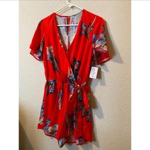 NWT SHORT SLEEVE TIE FRONT ROMPER